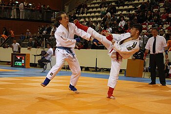 Illustratie bij Van de Kamp Sport | Karate 12 jaar en ouder